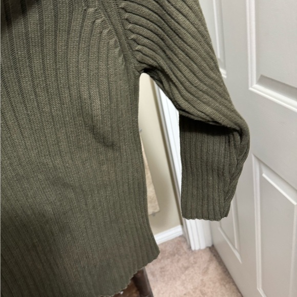 Ralph Lauren Olive Ribbed Mock Turtleneck Sweater - Picture 7 of 14